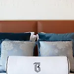 Hotel Bowmann, A Small Luxury Of The World