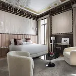 Bowmann, A Small Luxury Of The World 5* Paryż