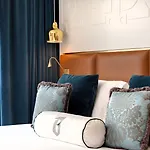 Hotel Bowmann, A Small Luxury Of The World