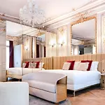 Bowmann, A Small Luxury Of The World ホテル