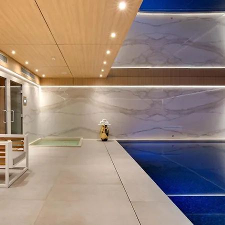 Bowmann, A Small Luxury Of The World Hotel Paris