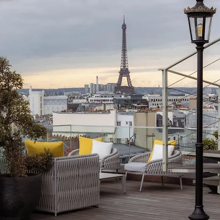 Hotel Bowmann, A Small Luxury Of The World